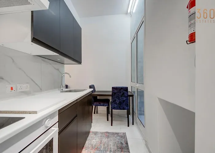 1br In The Centre Of By 360 Estates