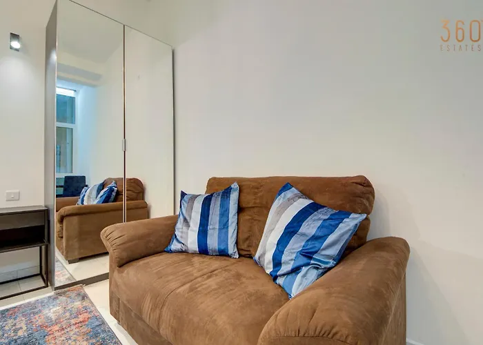 1br In The Centre Of By 360 Estates *