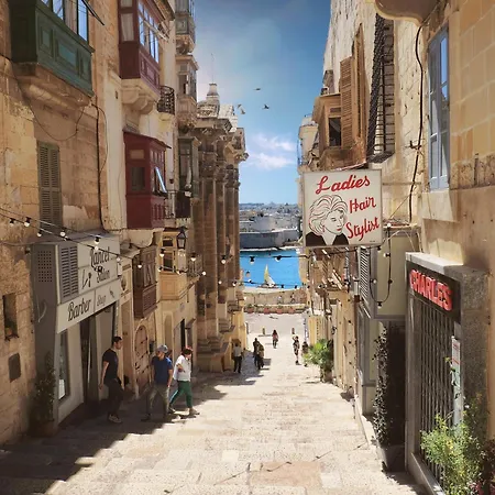 1br In The Centre Of By 360 Estates דירה